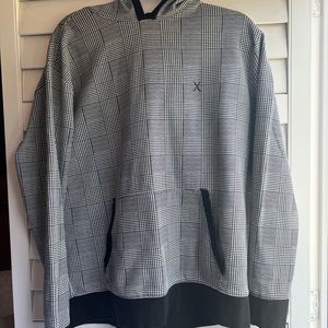 A comfy fashionable sweater, like new